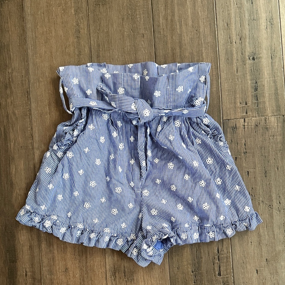 Paperbag shorts by Tularosa